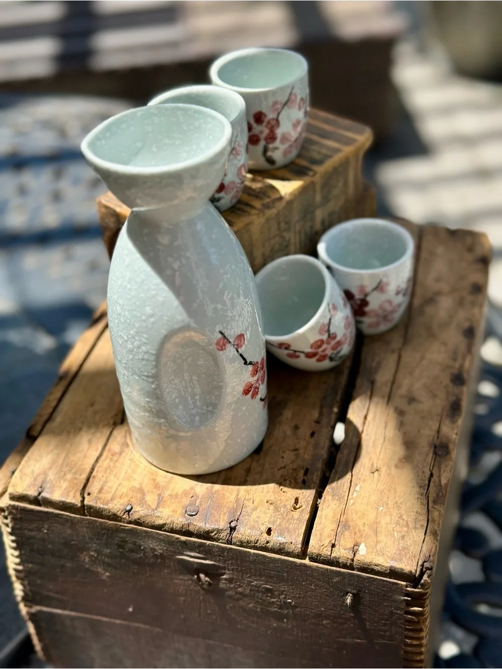 Japanese Style Ceramic Sake Set Tokkuri & 4 Cups Plum Blossom Decor NWOT